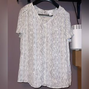 Large LizClaiborne White & Black Blouse